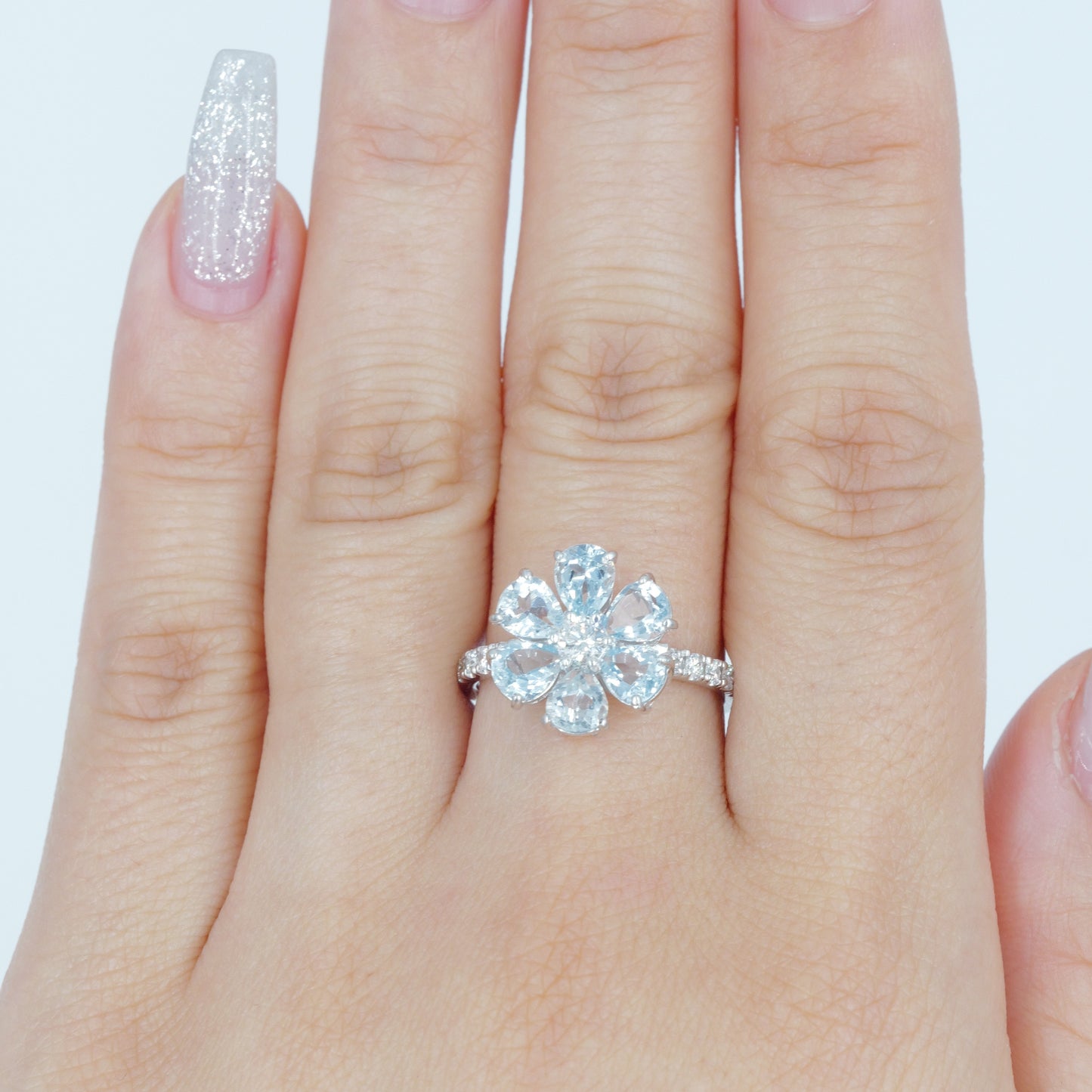 フラワーリング 指輪 ハフエタ  アクアマリン 1.52ct D0.38ct プラチナ900 鑑別書付