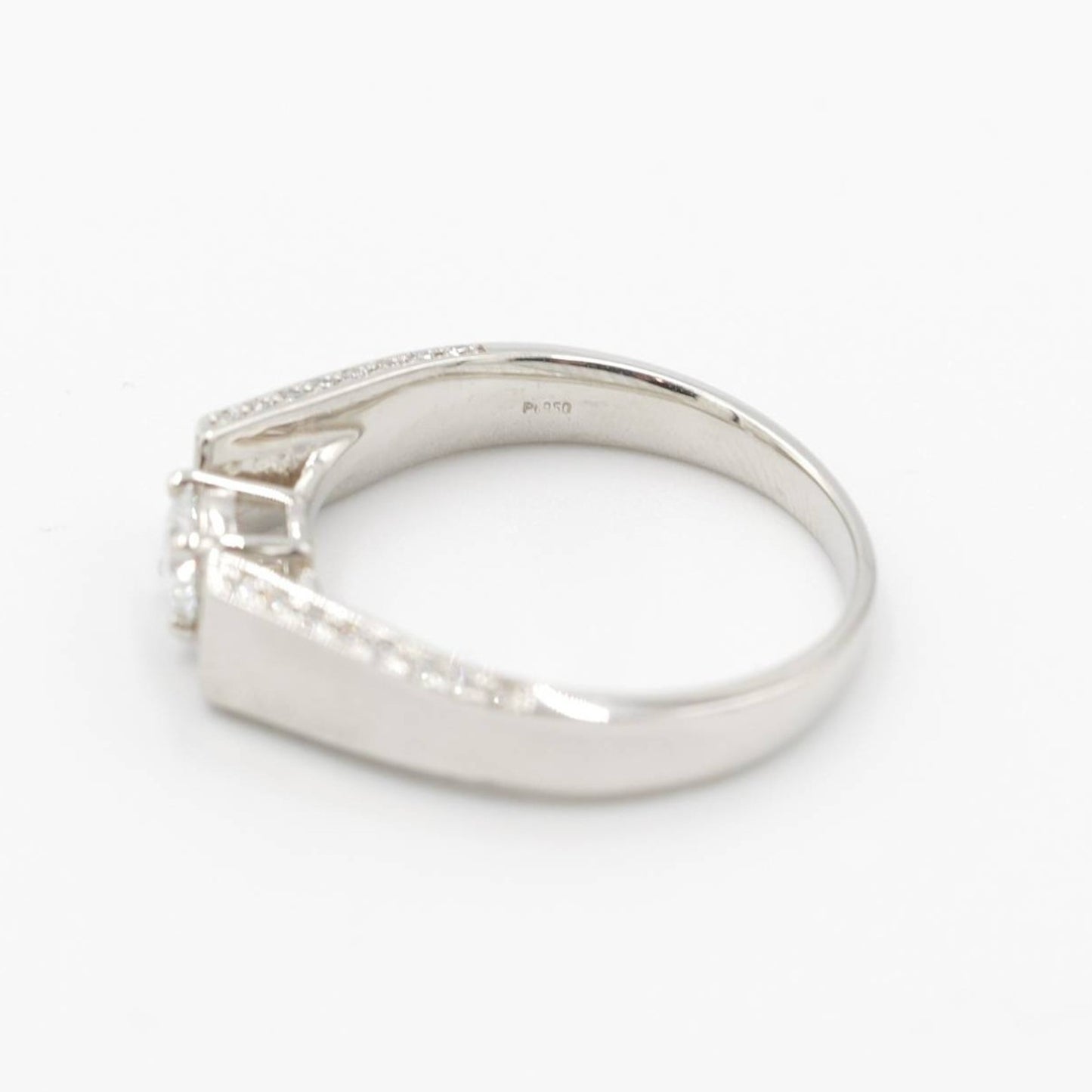 プラチナ Pt950 リング ダイヤモンド 0.32ct GIA 鑑別書有り 15号