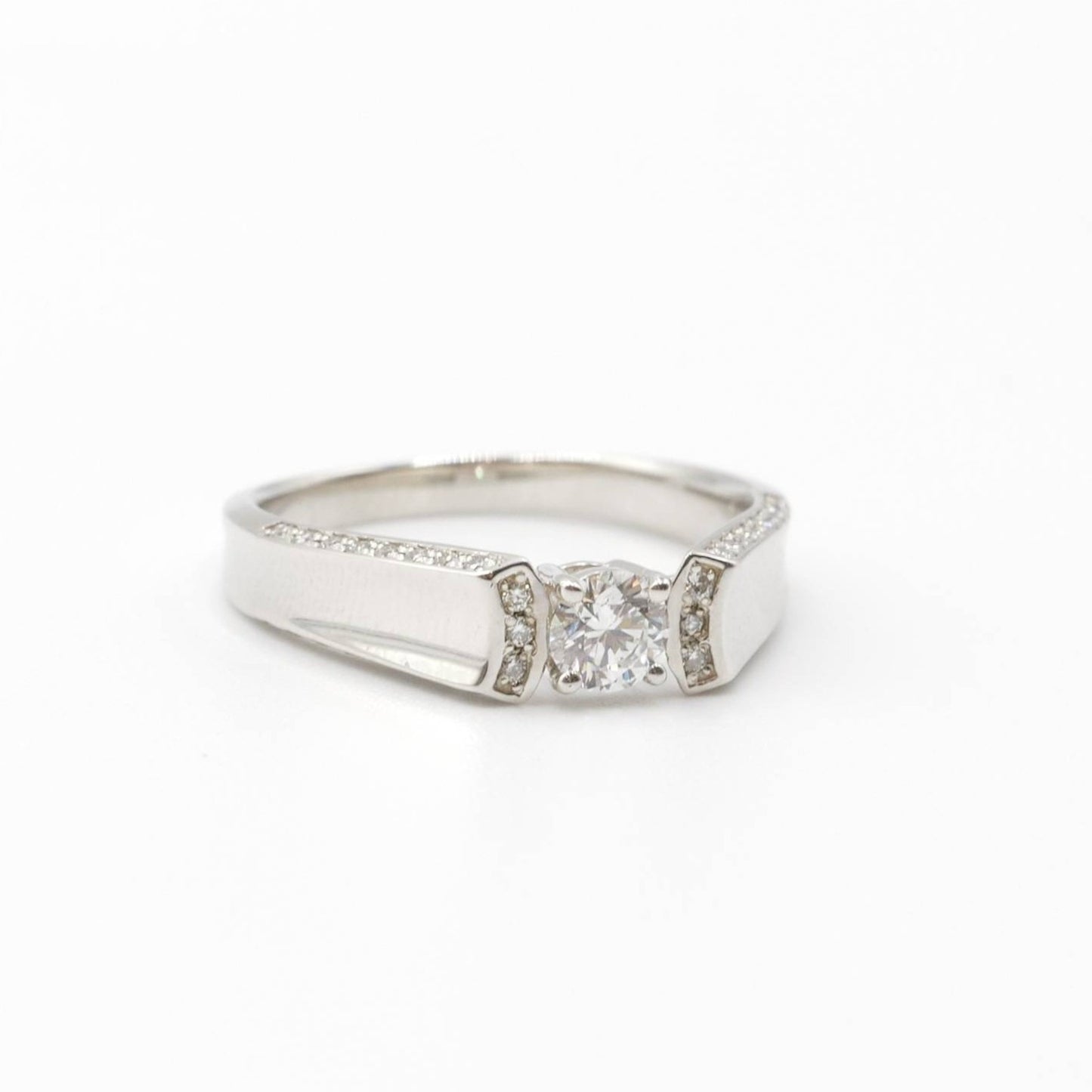 プラチナ Pt950 リング ダイヤモンド 0.32ct GIA 鑑別書有り 15号