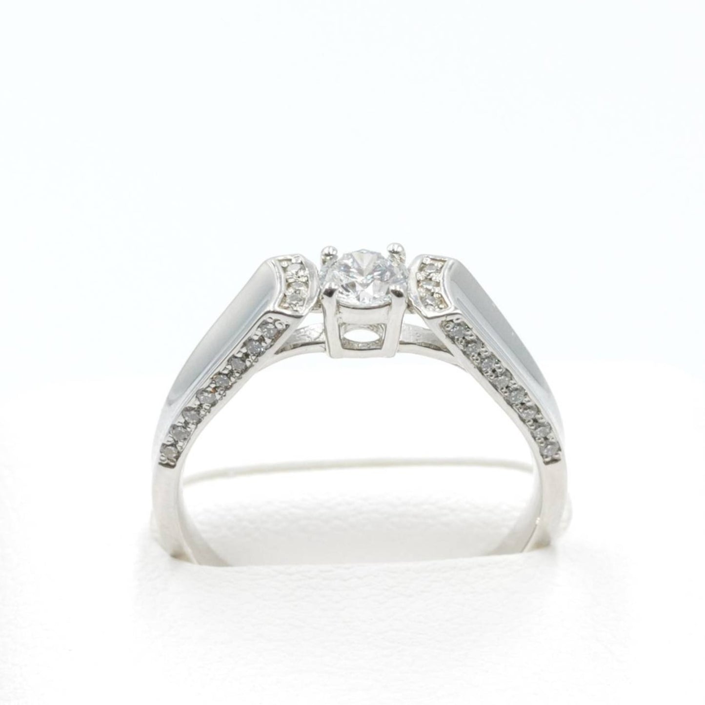 プラチナ Pt950 リング ダイヤモンド 0.32ct GIA 鑑別書有り 15号