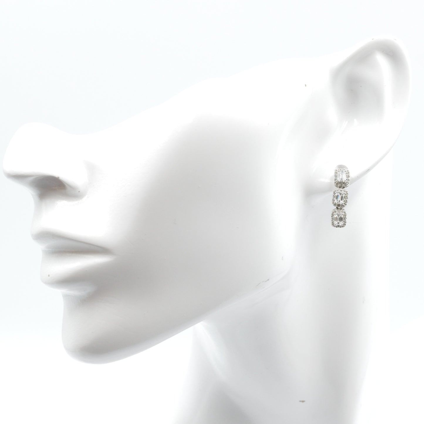 ダイヤモンド 0.55ct ×2 取り巻きダイヤモンド 0.17ct ×2 Pt900 プラチナ ドロップピアス