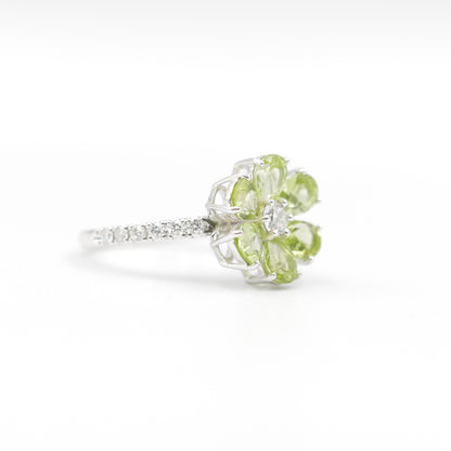 フラワーリング 指輪 ハフエタ ペリドット 1.7ct D0.38ct プラチナ900 鑑別書付