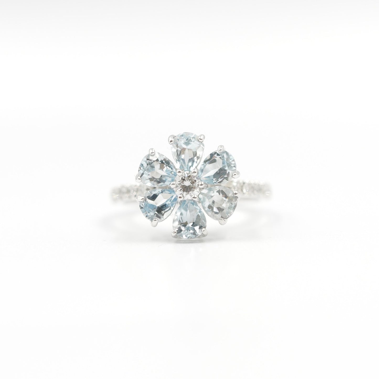 フラワーリング 指輪 ハフエタ  アクアマリン 1.52ct D0.38ct プラチナ900 鑑別書付
